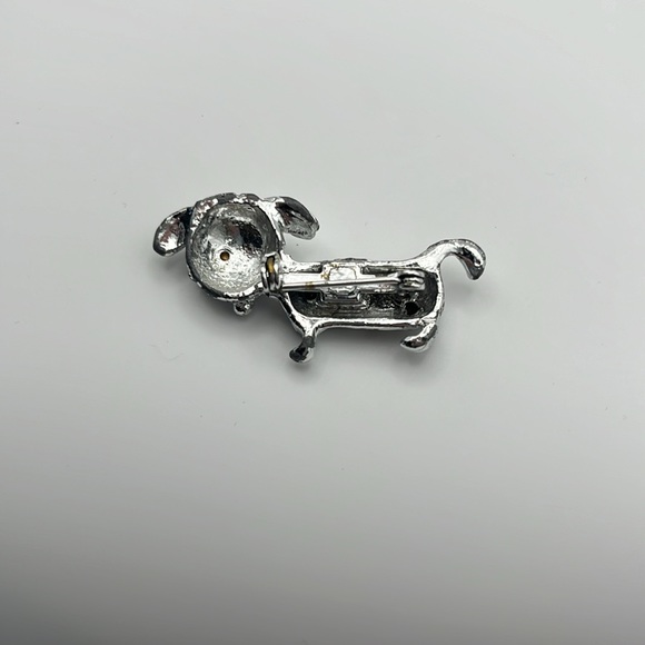 Vintage Rhinestone Donkey Elephant Penguin Dog & Bee (Signed Kramer) Brooch lot - Picture 9 of 11